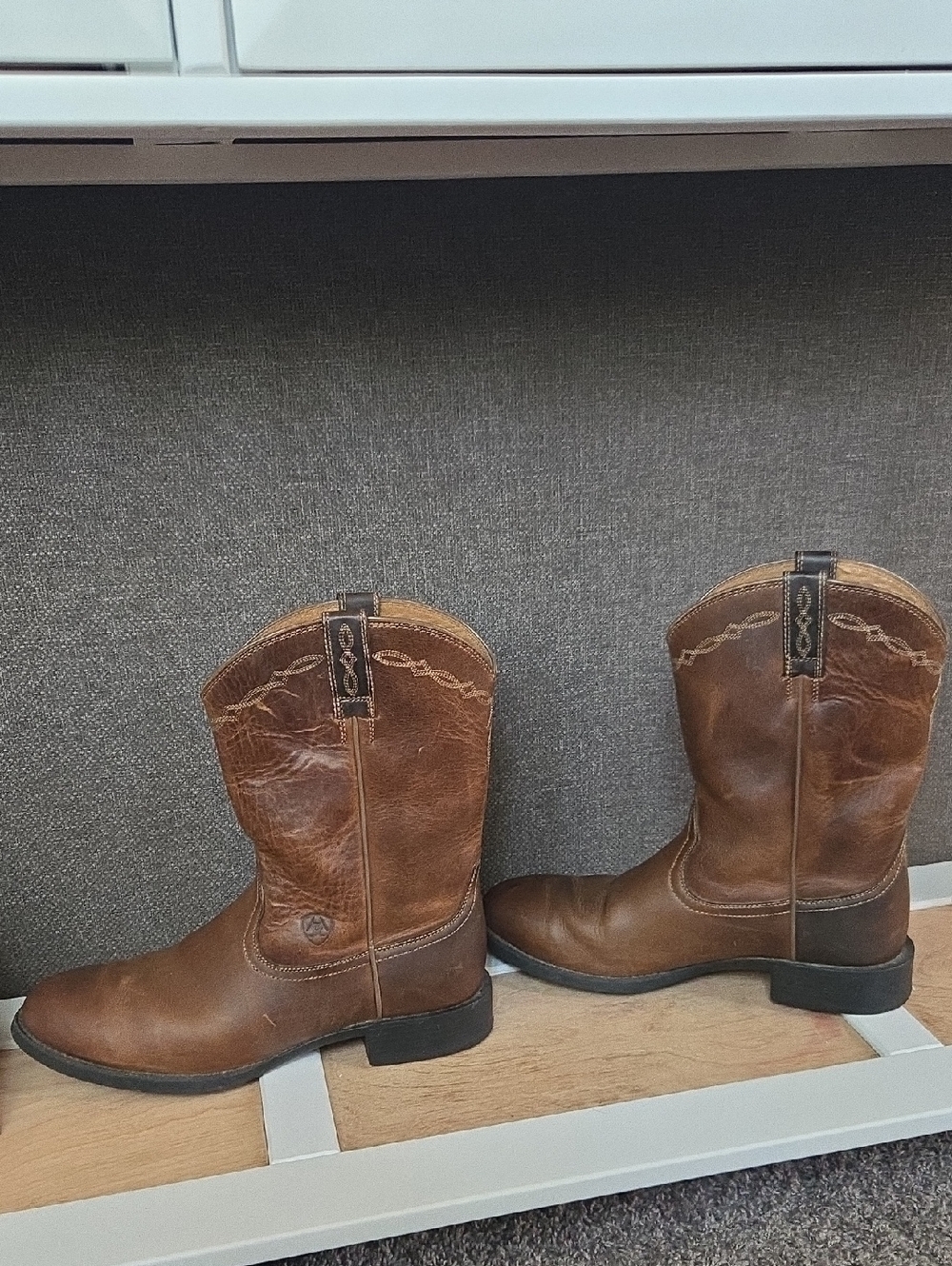 Ariat Mens Heritage Roper Western Boot Round Toe 10D Oiled Brown Distressed - Picture 7 of 14